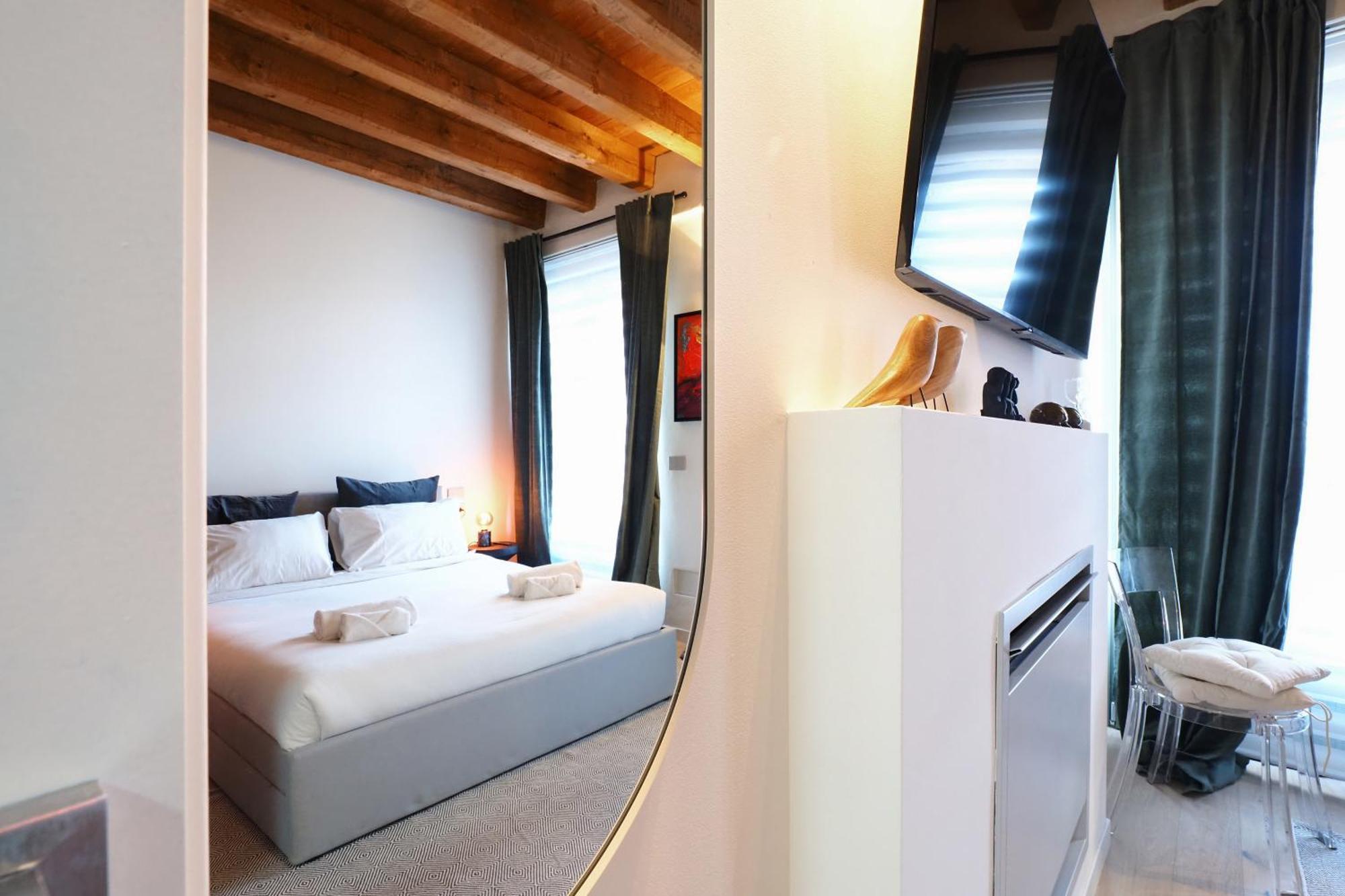 Primopiano - Zumbini Apartment Milano Ngoại thất bức ảnh